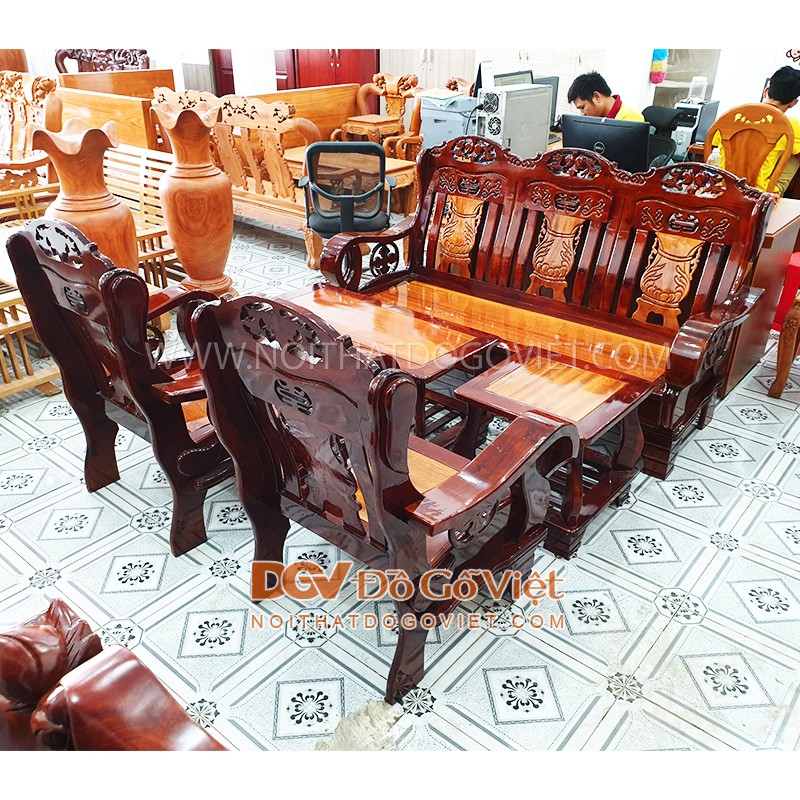 bàn ghế gỗ giá rẻ làm từ xoan đào.jpg
