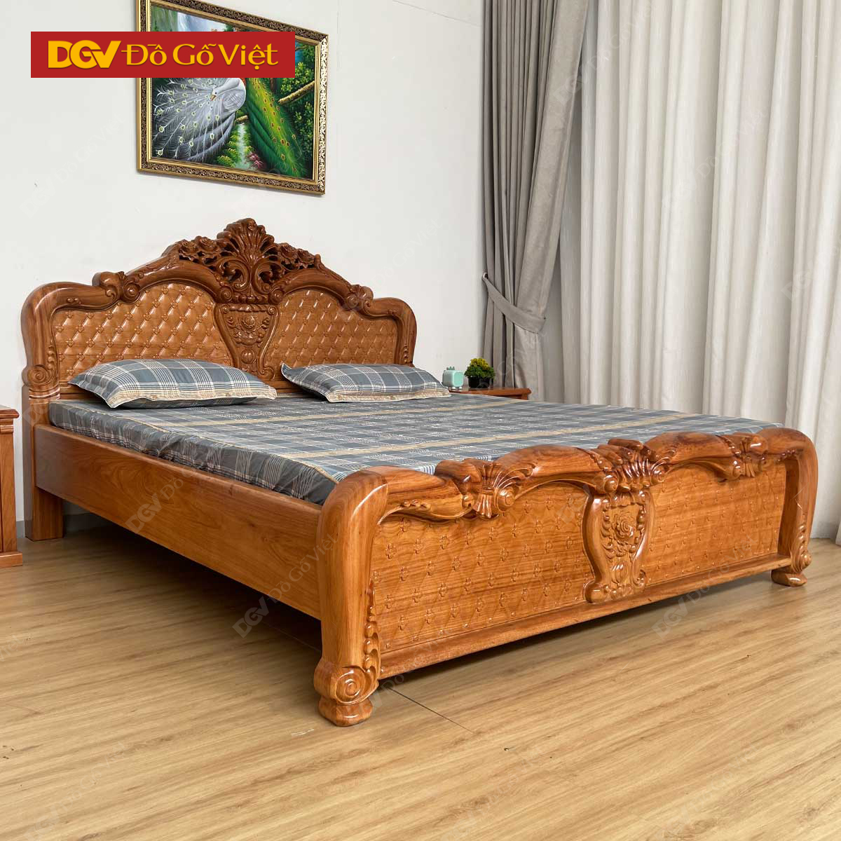 Giường Đẹp Gỗ Tự Nhiên Chạm Hoa Hồng Sang Trọng Đẳng Cấp
