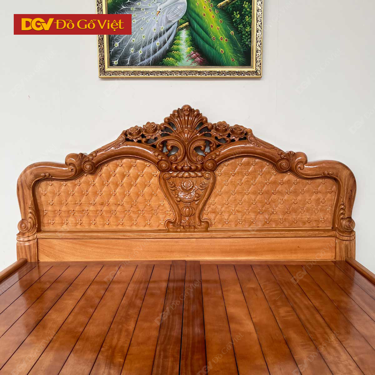 Giường Đẹp Gỗ Tự Nhiên Chạm Hoa Hồng Sang Trọng Đẳng Cấp
