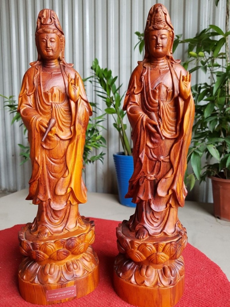 tượng gỗ sưa.jpg
