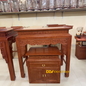 Án Gian Thờ Gỗ Sồi Chạm Hoa Sen Cổ Điển Ưu Đãi Giá Tốt