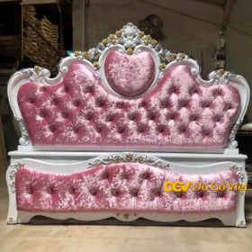 Giường Ngủ Gỗ Công Nghiệp Cổ Điển Nệm Hồng Đẹp Giá Rẻ